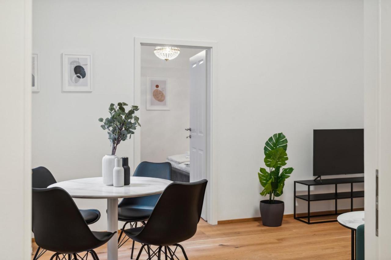 Center Designer Modern Wien